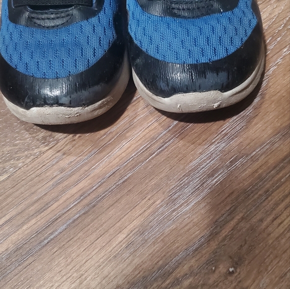 Toddler sz 10 sketchers x 2 pairs - Picture 2 of 7